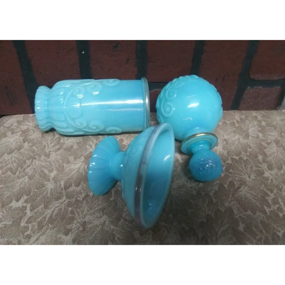 Avon Bristol blue Turquoise 3-pc Bathroom Set Cologne Bottle tumbler soap dish